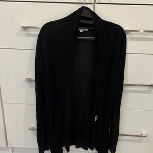 Woman Black light Sweater